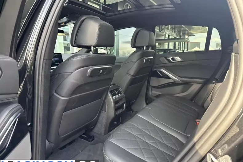 BMW X6 (Seria X) din 2024 cu 27.688 km - oferta BMW256292 - foto 11