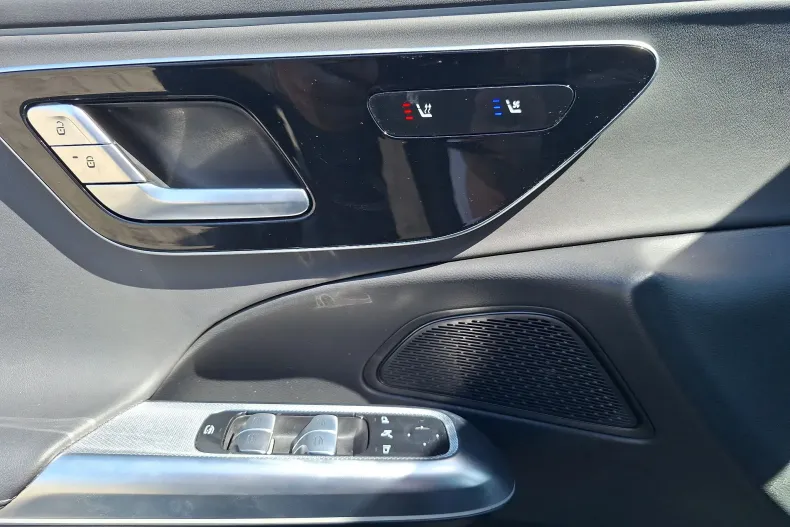 Mercedes-Benz E din 2025 cu 28.861 km - oferta MER256293 - foto 17