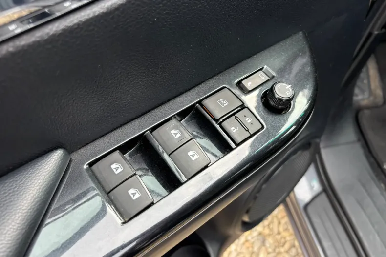Toyota Hilux din 2022 cu 159.011 km - oferta TOY256303 - foto 13