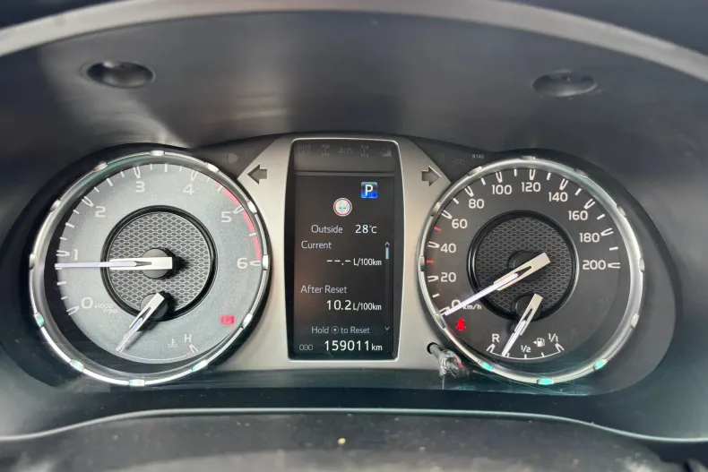 Toyota Hilux din 2022 cu 159.011 km - oferta TOY256303 - foto 26