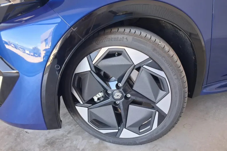Renault Clio din 2025 cu 2.832 km - oferta REN256305 - foto 4