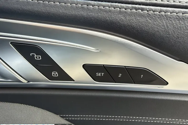 BMW 840 (Seria 8) din 2021 cu 87.033 km - oferta BMW256308 - foto 29
