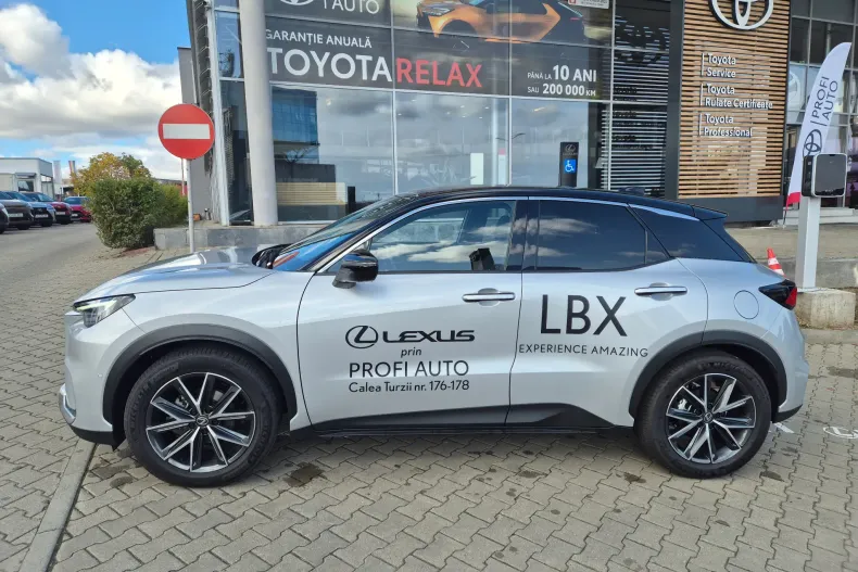 Lexus LBX din 2026 cu 16.191 km - oferta LEX256309 - foto 4