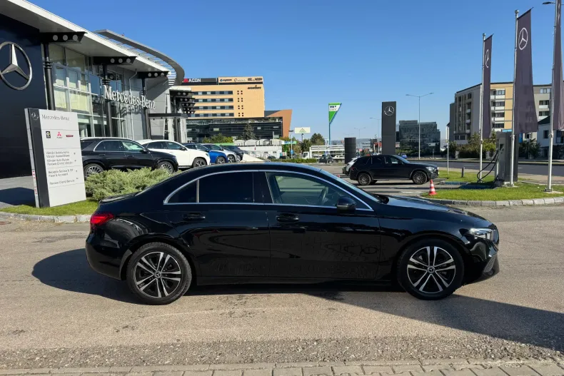 Mercedes-Benz A 180 (Clasa A) din 2025 cu 24.774 km - oferta MER256315 - foto 15