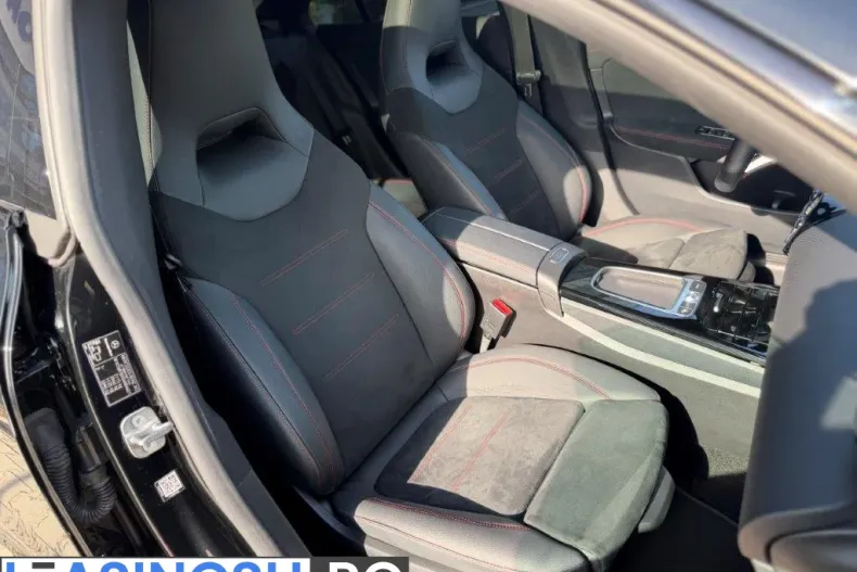 Mercedes-Benz CLA 220 (Clasa CLA) din 2024 cu 21.105 km - oferta MER256338 - foto 8