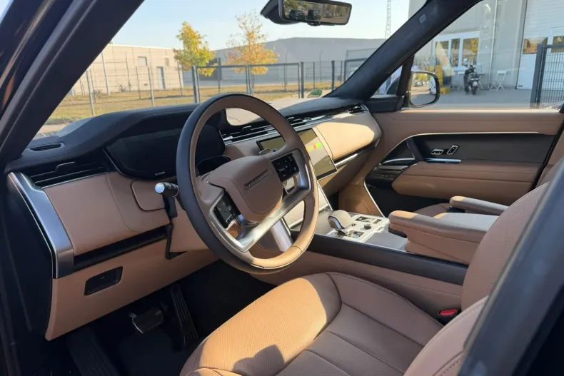 Land Rover Range Rover din 2026 cu 1.000 km - oferta LAN256340 - foto 3