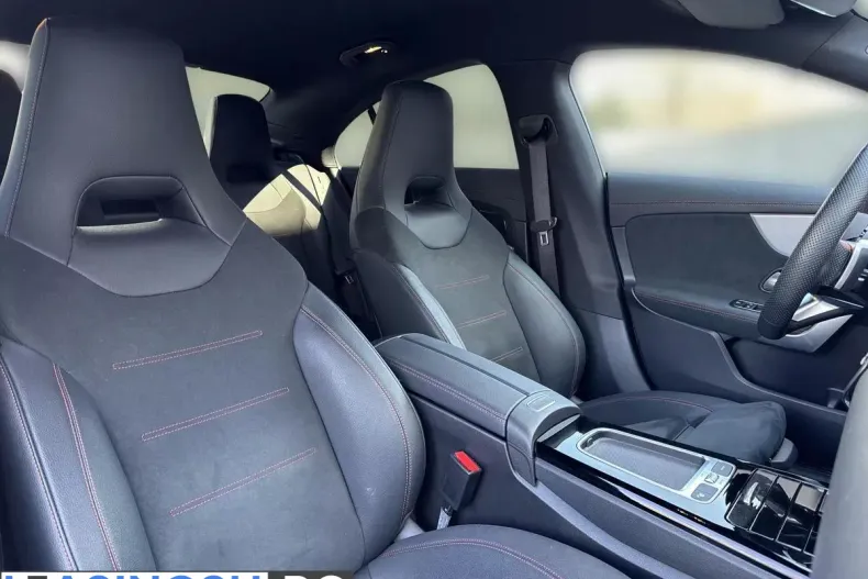 Mercedes-Benz CLA 250 (Clasa CLA) din 2024 cu 23.917 km - oferta MER256344 - foto 17