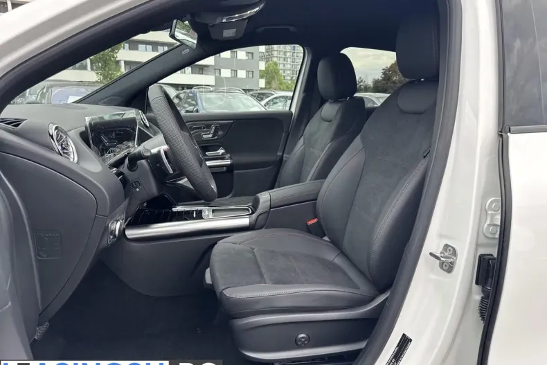 Mercedes-Benz GLA din 2025 cu 8.965 km - oferta MER256346 - foto 14