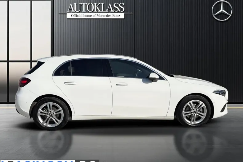 Mercedes-Benz A 200 (Clasa A) din 2025 cu 17.100 km - oferta MER256348 - foto 7