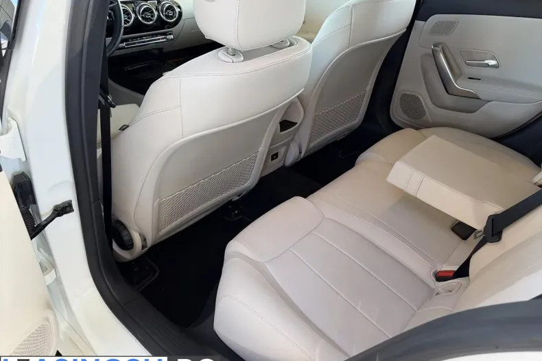 Mercedes-Benz A 200 (Clasa A) din 2025 cu 17.100 km - oferta MER256348 - foto 11