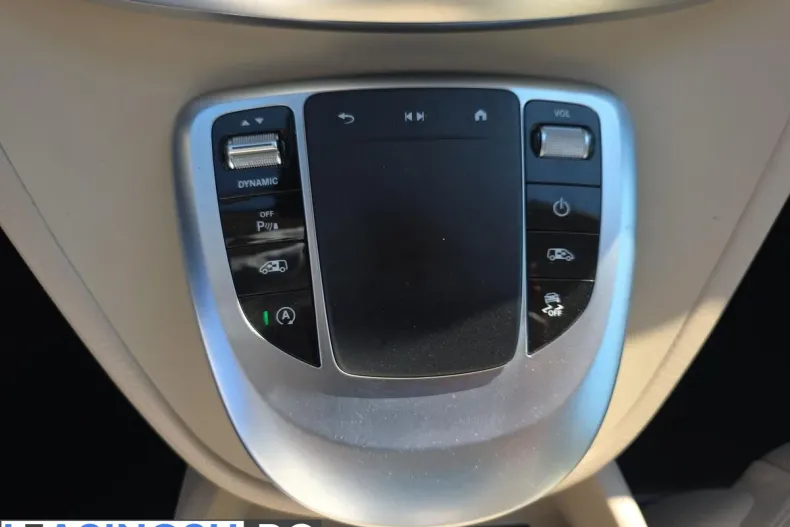 Mercedes-Benz V din 2020 cu 142.871 km - oferta MER256349 - foto 20