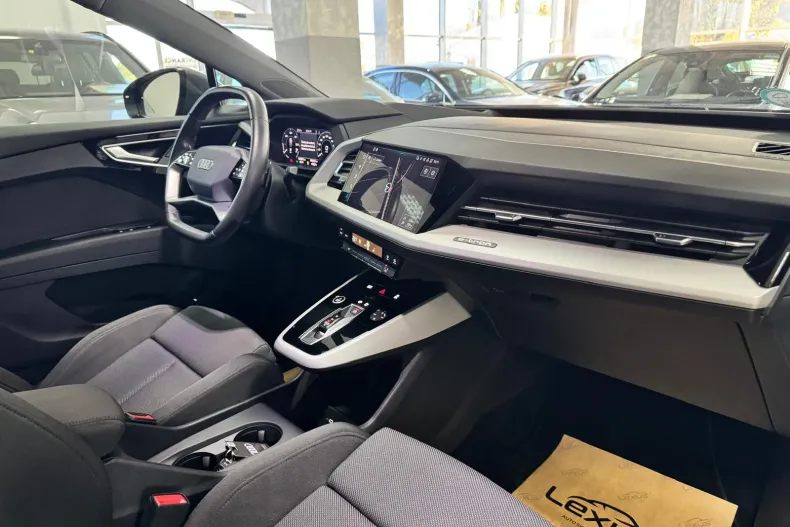 Audi Q4 din 2022 cu 140.821 km - oferta AUD256353 - foto 4