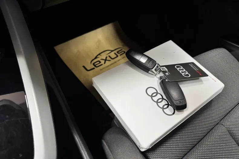 Audi Q4 din 2022 cu 140.821 km - oferta AUD256353 - foto 34
