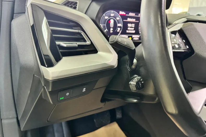 Audi Q4 din 2022 cu 140.821 km - oferta AUD256353 - foto 35