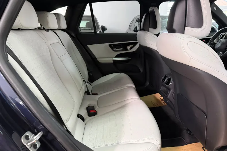 Mercedes-Benz GLC din 2023 cu 107.103 km - oferta MER256355 - foto 16