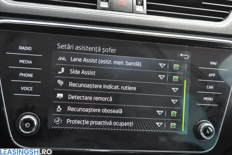 Skoda Superb din 2022 cu 140.561 km - oferta SKO256366 - foto 39
