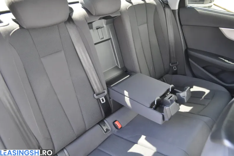 Audi A4 din 2020 cu 100.139 km - oferta AUD256369 - foto 21