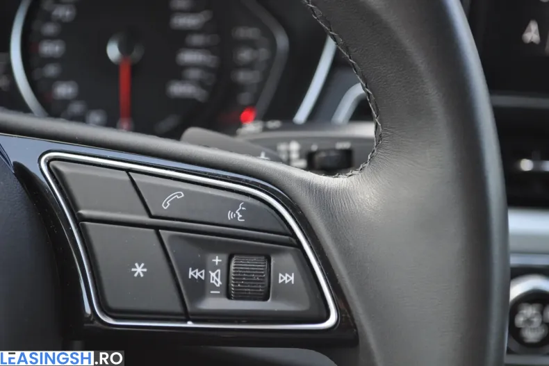 Audi A4 din 2020 cu 100.139 km - oferta AUD256369 - foto 31