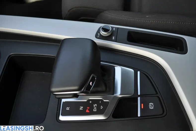 Audi A4 din 2020 cu 100.139 km - oferta AUD256369 - foto 38