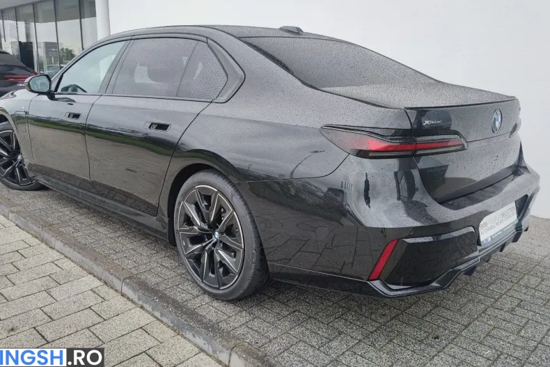 BMW 750 (Seria 7) din 2024 cu 62.500 km - oferta BMW256371 - foto 4
