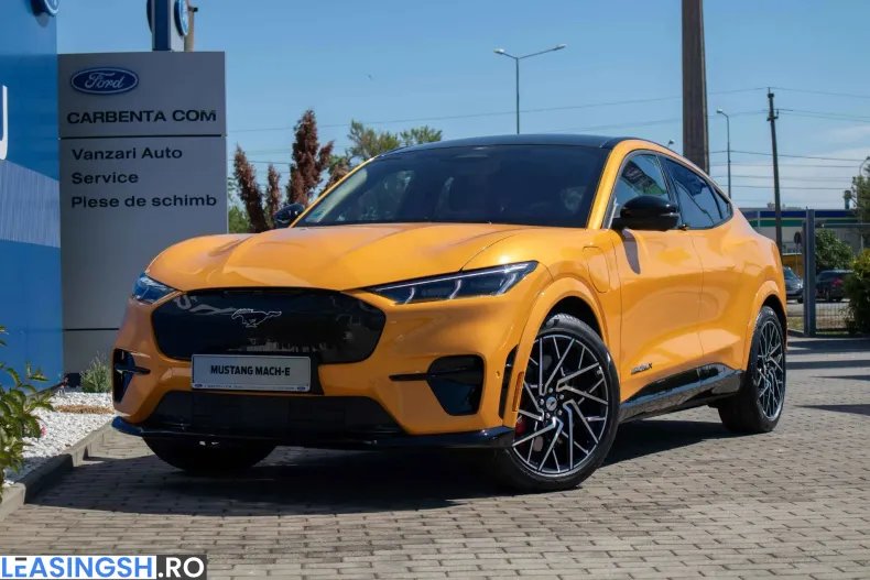 Ford Mustang Mach-E din 2022 cu 44.500 km - oferta FOR256375 - foto 1