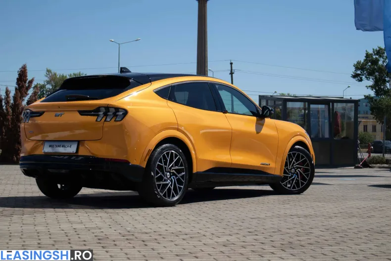 Ford Mustang Mach-E din 2022 cu 44.500 km - oferta FOR256375 - foto 8