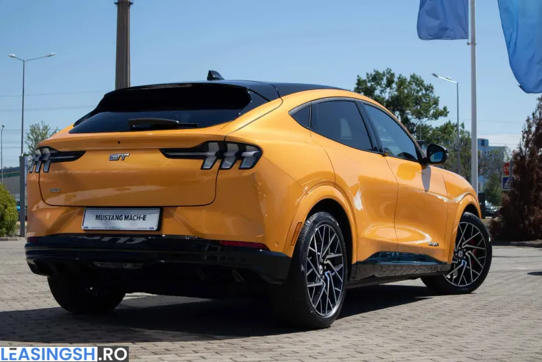 Ford Mustang Mach-E din 2022 cu 44.500 km - oferta FOR256375 - foto 9