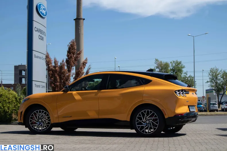 Ford Mustang Mach-E din 2022 cu 44.500 km - oferta FOR256375 - foto 10