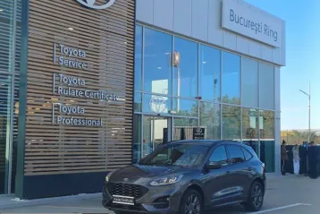 Ford Kuga din 2022 - oferta FOR256388