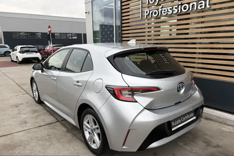 Toyota Corolla din 2021 cu 92.041 km - oferta TOY256390 - foto 4