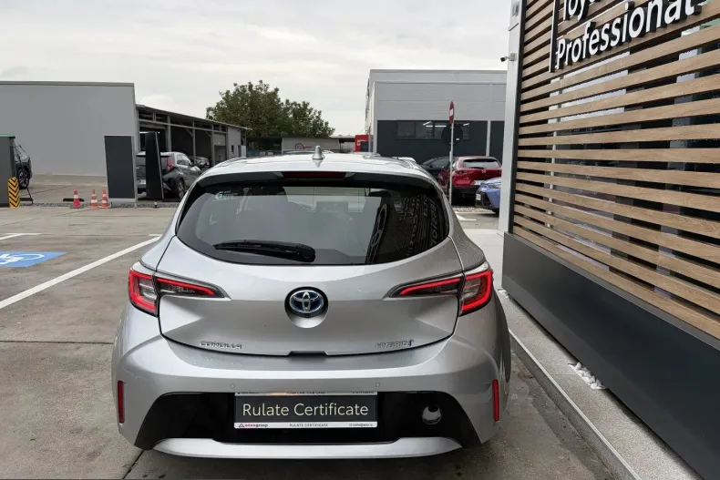 Toyota Corolla din 2021 cu 92.041 km - oferta TOY256390 - foto 5