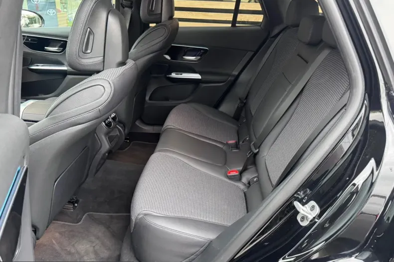 Mercedes-Benz GLC din 2023 cu 7.936 km - oferta MER256392 - foto 12