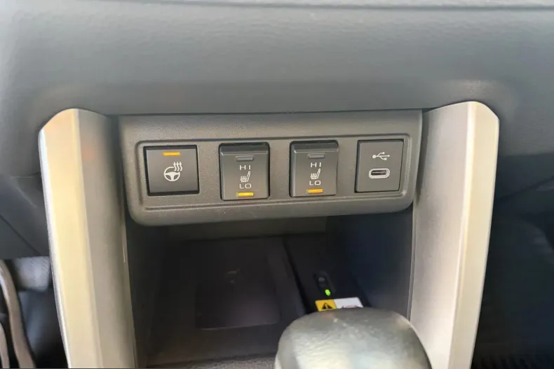 Toyota Corolla Cross din 2024 cu 21.354 km - oferta TOY256394 - foto 23