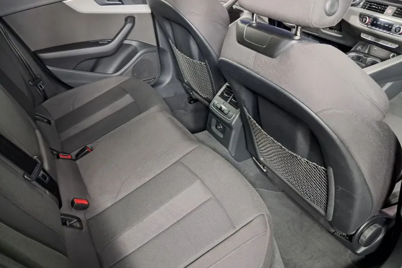 Audi A4 din 2022 cu 68.609 km - oferta AUD256441 - foto 21