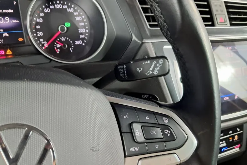 Volkswagen Tiguan din 2020 cu 131.845 km - oferta VOL256445 - foto 16
