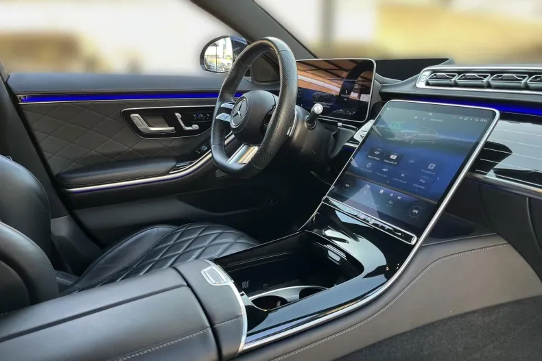 Mercedes-Benz S din 2023 cu 107.938 km - oferta MER256453 - foto 13