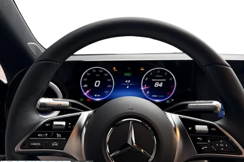 Mercedes-Benz CLA 180 (Clasa CLA) din 2025 cu 7 km - oferta MER256457 - foto 7