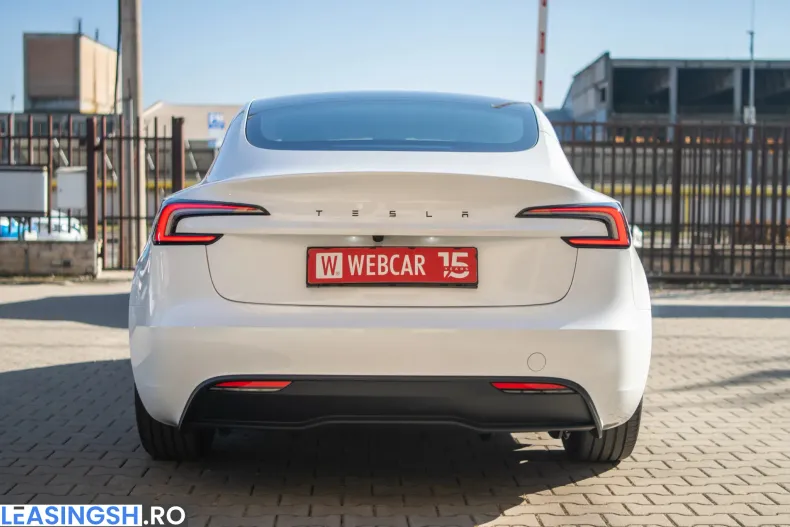 Tesla Model 3 din 2026 cu 50 km - oferta TES256458 - foto 4
