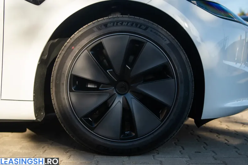 Tesla Model 3 din 2026 cu 50 km - oferta TES256459 - foto 9