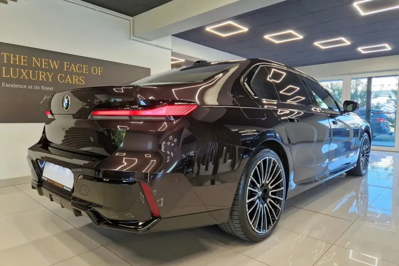 BMW 740 (Seria 7) din 2026 cu 20.000 km - oferta BMW256461 - foto 22