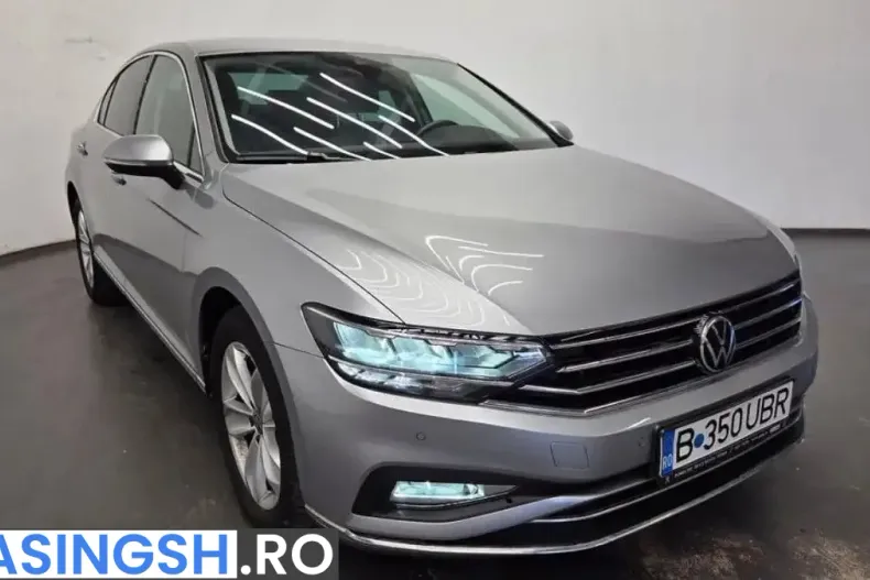 Volkswagen Passat din 2022 cu 65.383 km - oferta VOL256467 - foto 12