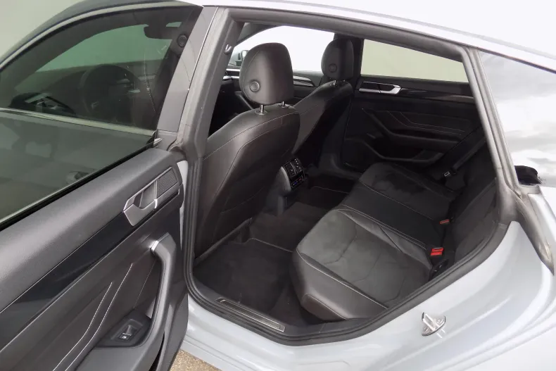 Volkswagen Arteon din 2023 cu 54.977 km - oferta VOL256483 - foto 24