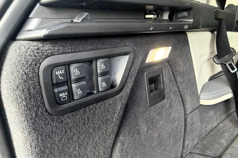 BMW X7 (Seria X) din 2025 cu 12.090 km - oferta BMW256487 - foto 24