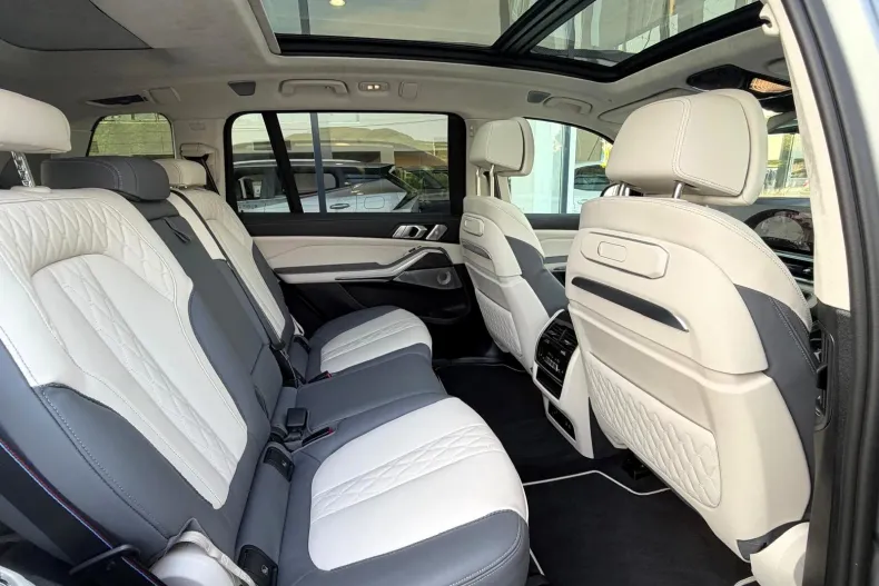 BMW X7 (Seria X) din 2025 cu 12.090 km - oferta BMW256487 - foto 27