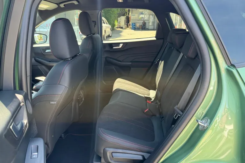 Ford Kuga din 2026 cu 1 km - oferta FOR256492 - foto 8