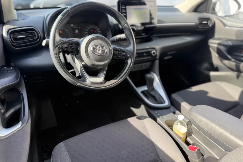 Toyota Yaris din 2023 cu 124.888 km - oferta TOY256504 - foto 4