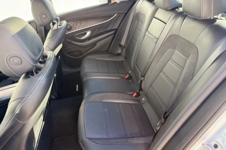 Mercedes-Benz E 53 AMG (Clasa E) din 2022 cu 60.245 km - oferta MER256505 - foto 21