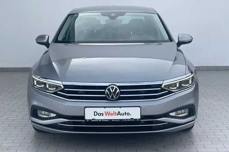 Volkswagen Passat din 2021 cu 49.449 km - oferta VOL256509 - foto 2