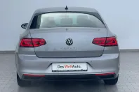 Volkswagen Passat din 2021 cu 49.449 km - oferta VOL256509 - foto 7