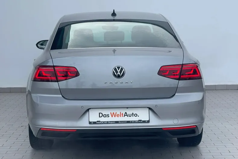 Volkswagen Passat din 2021 cu 49.449 km - oferta VOL256509 - foto 7